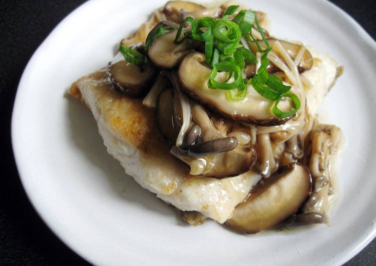 Recipe of Simple Japanese Mushroom Sauce &amp; Fish