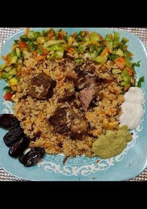 A picture of Beef pulao.
