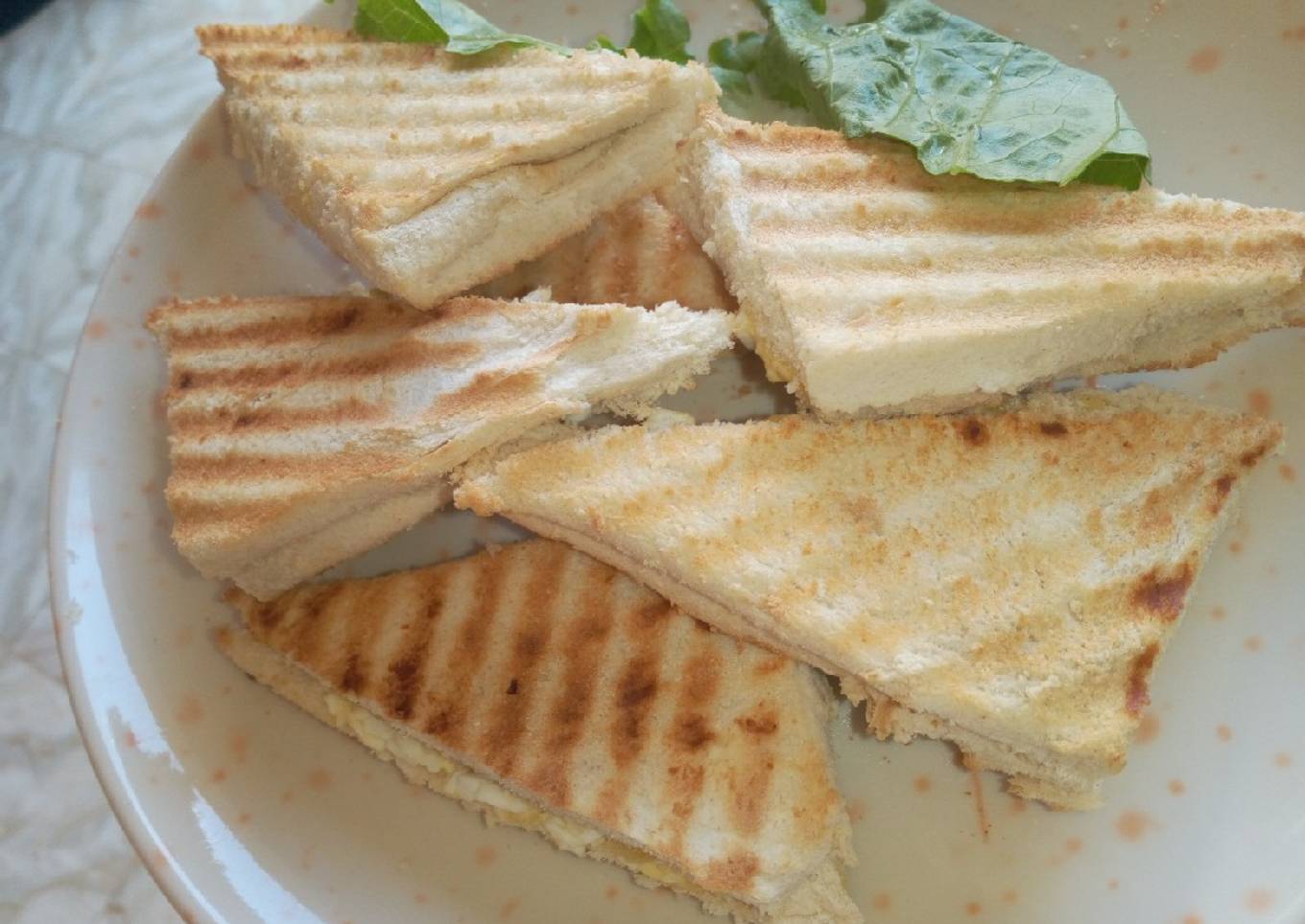 Tasty egg sandwich