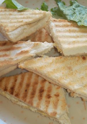 A picture of Tasty egg sandwich.