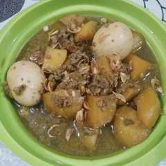 รูปของ Semur Daging Cincang Telur Kentang