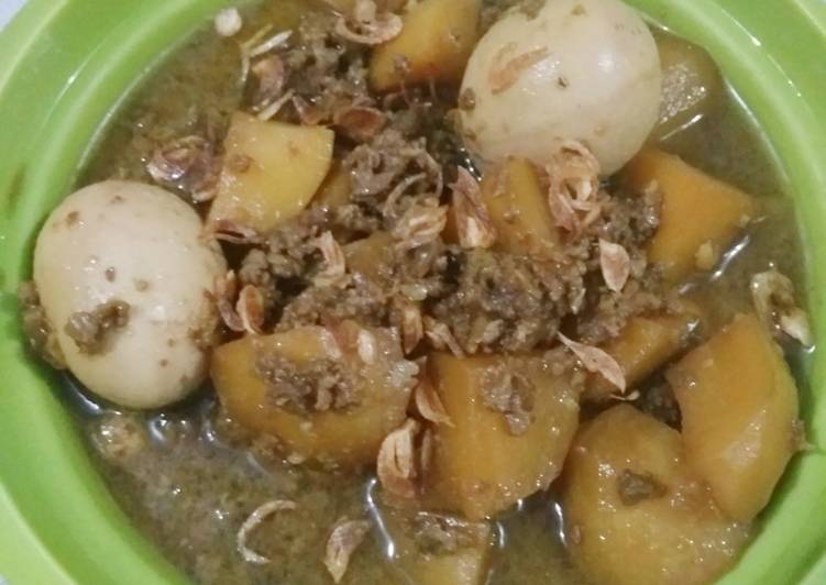 Bahan Semur Daging Cincang Telur Kentang | Cara Membuat Semur Daging Cincang Telur Kentang Yang Lezat