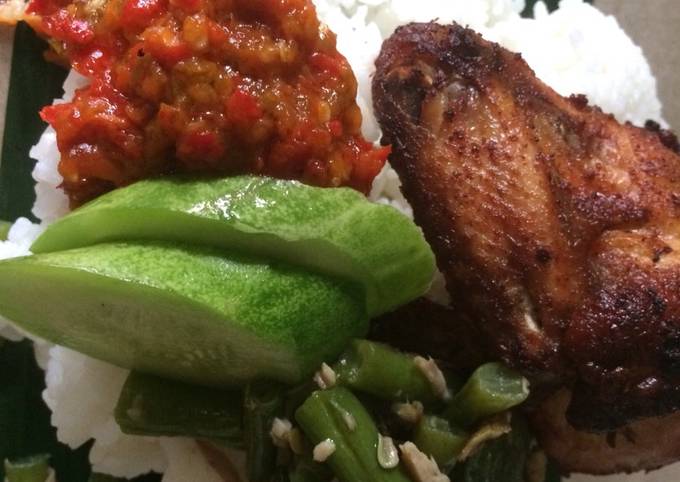 Ayam goreng bumbu bacem