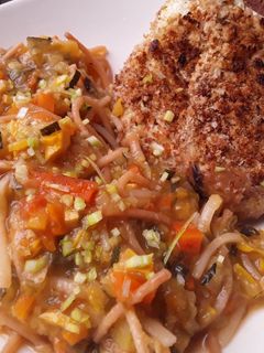 Una foto de Guiso de calabacines con fideos