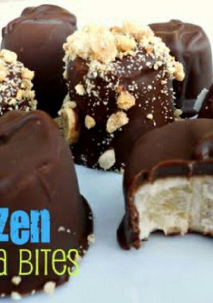 A picture of Frozen banana bites.