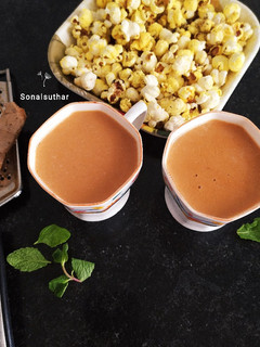 હર્બલ ટી (Herbal Tea Recipe In Gujarati) રેસીપી મુખ્ય ફોટો