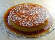 Una foto de postres con leche evaporada de coco