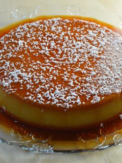 Una foto de Flan de coco