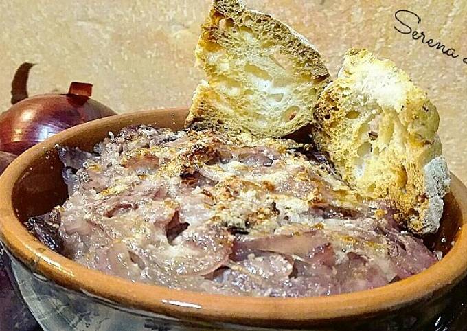 Guida passo passo a Fai Perfetto Carabaccia (zuppa di cipolle)