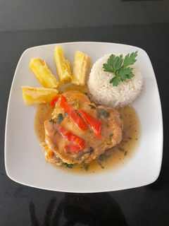 Una foto de Pollo a la cerveza negra