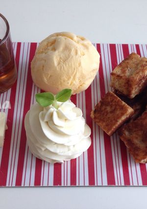 รูปของ Maple cube toast