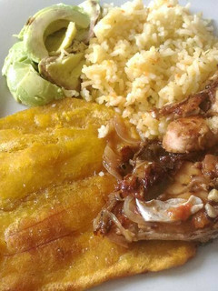Una foto de Bagre encebollado picante