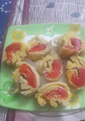 A picture of #Ramadan special#iftari#mango rolls#rasoi ka swad#monika's fun food recipe.