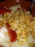 Salada de Frutas com Granola e Mel