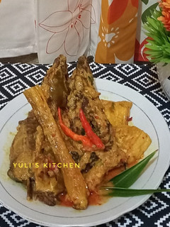 Foto resep Mangut kepala manyung asap puueeedeeesss poolll