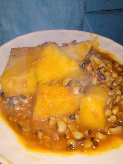 A picture of Beans and yam porridge.