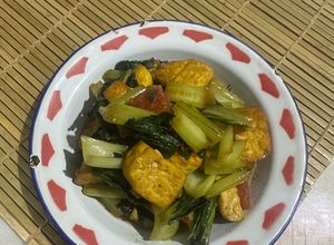 Foto resep Tumis tahu sosin sawi hijau ala fe