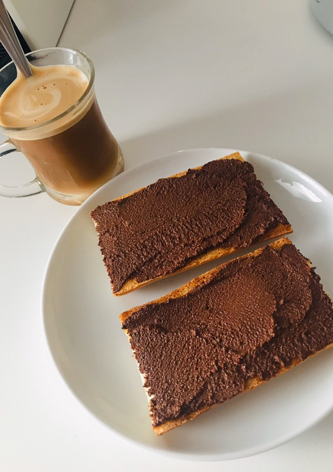 Una foto de Nutella casera saludable 🌰