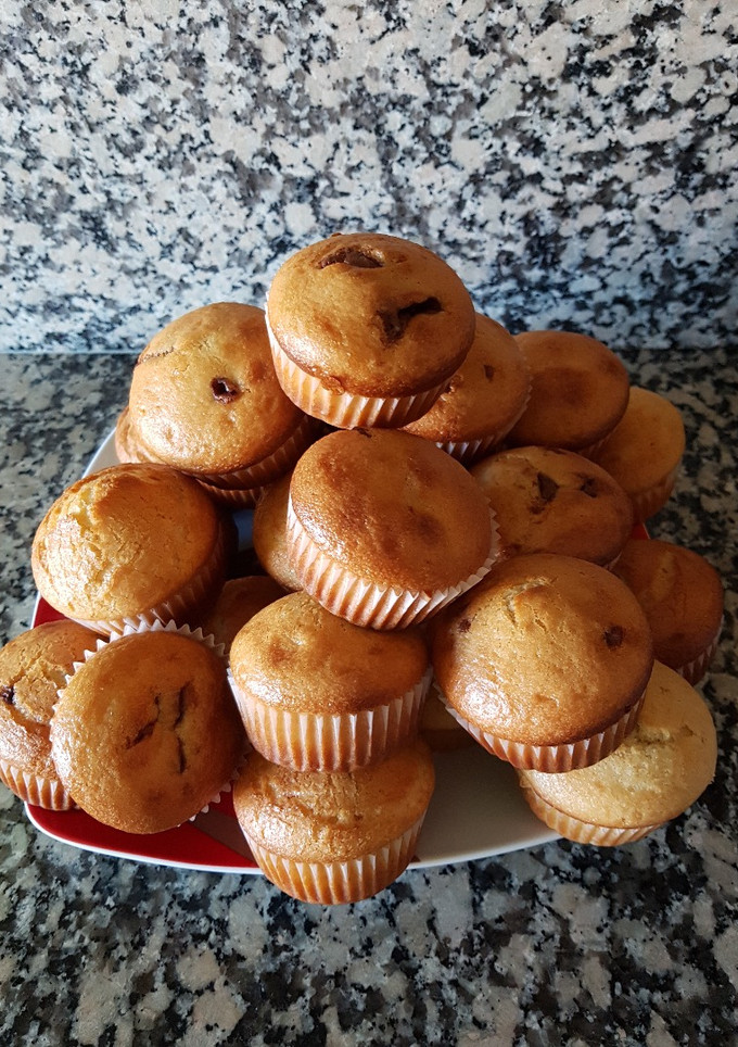 Una foto de Magdalenas rellenas chocolate thermomix