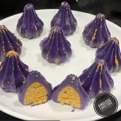 A picture of Fireless Purple Oreo Modak.
