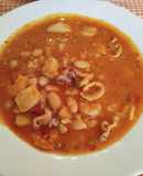 Alubias con calamar, gambas, langostinos y choco
