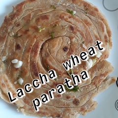 A picture of Laccha paratha.
