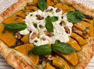 Foto principal de Galette de calabaza, pesto y burrata