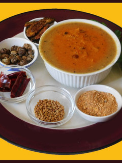 மசாலா பாகற்காய் வத்தல் குழம்பு(pakarkai vathal kulambu recipe in tamil) செய்முறை முக்கிய புகைப்படம்