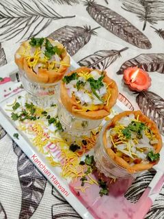 बास्केट चाट (Basket Chaat recipe in Hindi) रेसिपी मुख्य फोटो