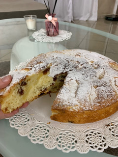 Foto di Torta mele yogurt e uvetta al profumo di limone