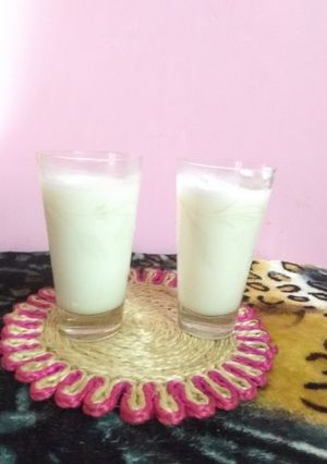 A picture of Frothy Lassi.