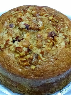 A picture of Walnut cake.