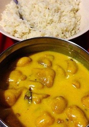 A picture of Kadi chawal.