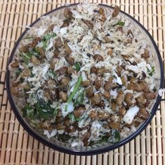 A picture of Kulthi/kollu/horse gram sundal.
