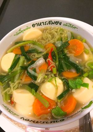 รูปของ บะหมี่ผักน้ำใส่เต้่าหู้ไข่