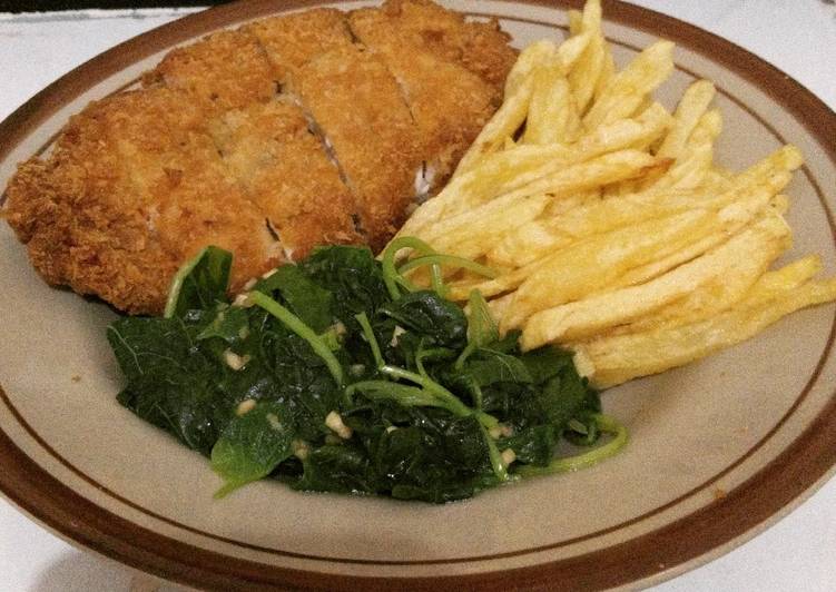Cara Menyiapkan Chicken Katsu with French Fries and Spinach Salad Sempurna