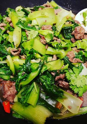 Hình của món Cải thìa xào thịt bò.