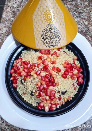 Une photo de Couscous de blé complet aux grenades