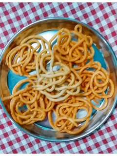 தேன்குழல் முறுக்கு செய்முறை முக்கிய புகைப்படம்