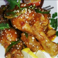 A picture of Honey chicken.