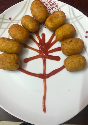 आलू नगेट्स (aloo nuggets recipe in hindi) रेसिपी मुख्य फोटो