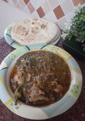A picture of Murgh Palak.