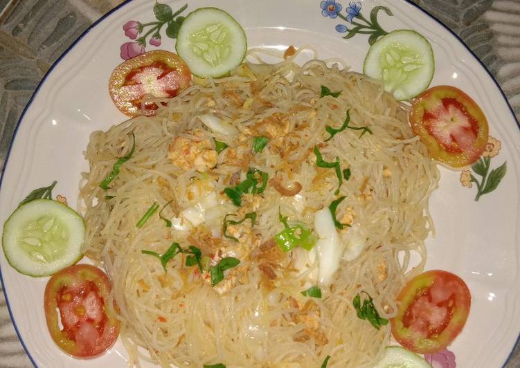 Resep Mie Hoon Tumis Ayam Cincang, Lezat Sekali