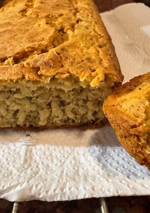 Una foto de PAN de HARINA de GARBANZOS con ESPECIAS
