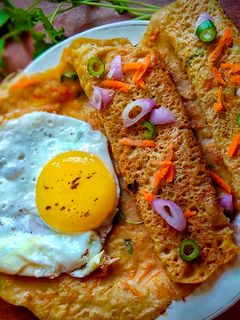 গোলা রুটি গাজর দিয়ে(Gola ruti gajor diye recipe in Bengali) রেসিপির প্রধান ছবি
