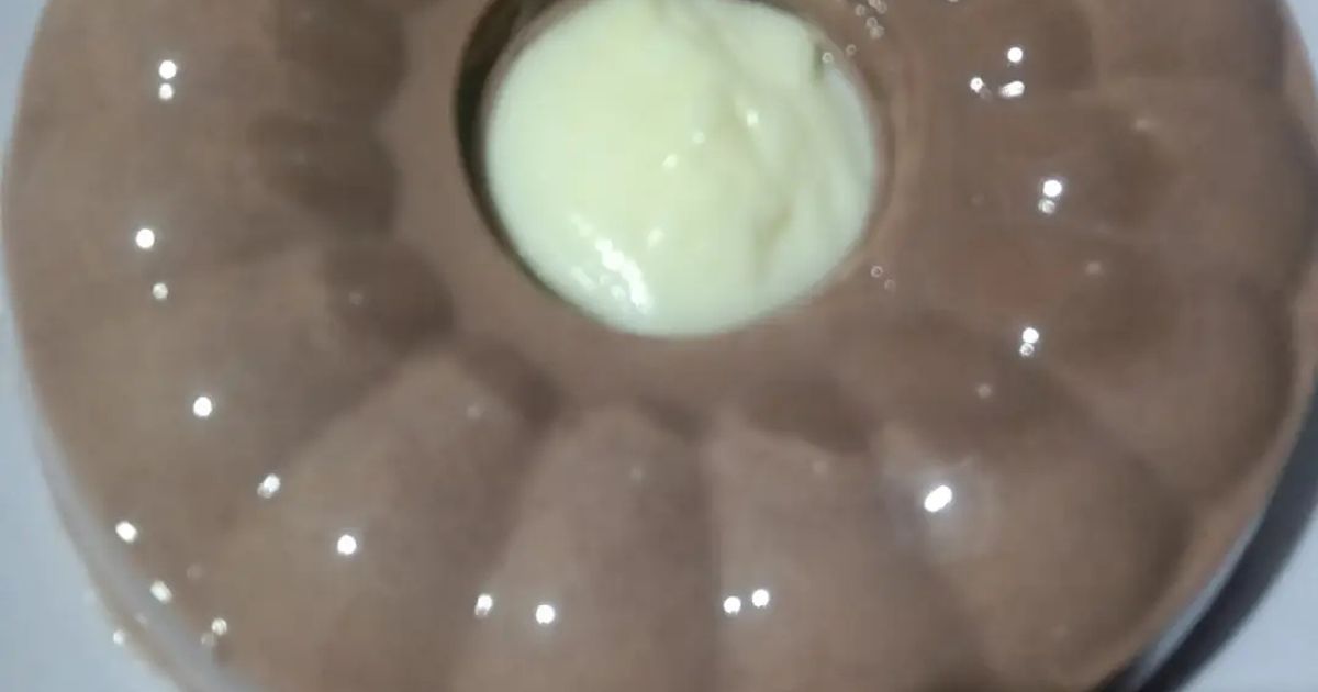 Puding susu cokelat