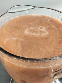 Una foto de Gazpacho para el calor 🏖️