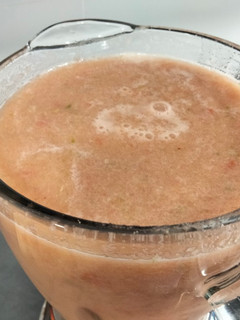 Una foto de Gazpacho para el calor 🏖️