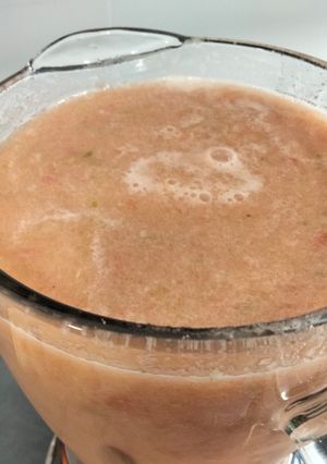 Una foto de Gazpacho para el calor 🏖️