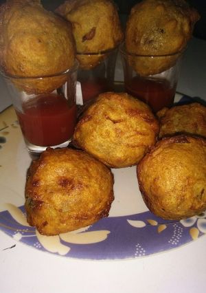 A picture of Left over khicdi arancini.